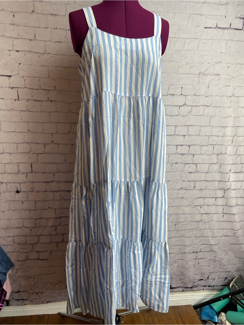 The Drop Britt tiered maxi dress blue and white stripes size medium